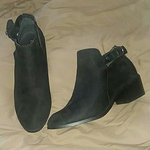 Ladies black boots